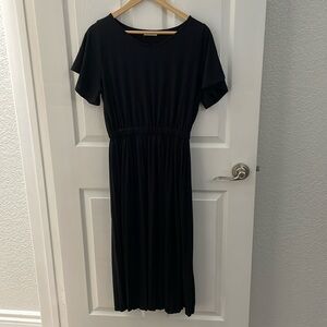 earth music & ecology Black Short Sleeve Midi Dress